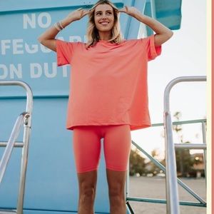 Clad & cloth breaker set in peach